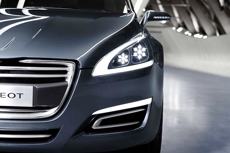 ★　5 by PEUGEOT　★