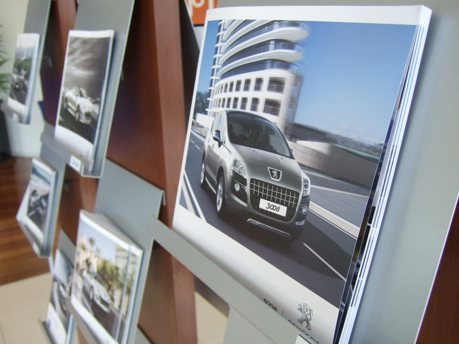 カタログ入荷しました!!