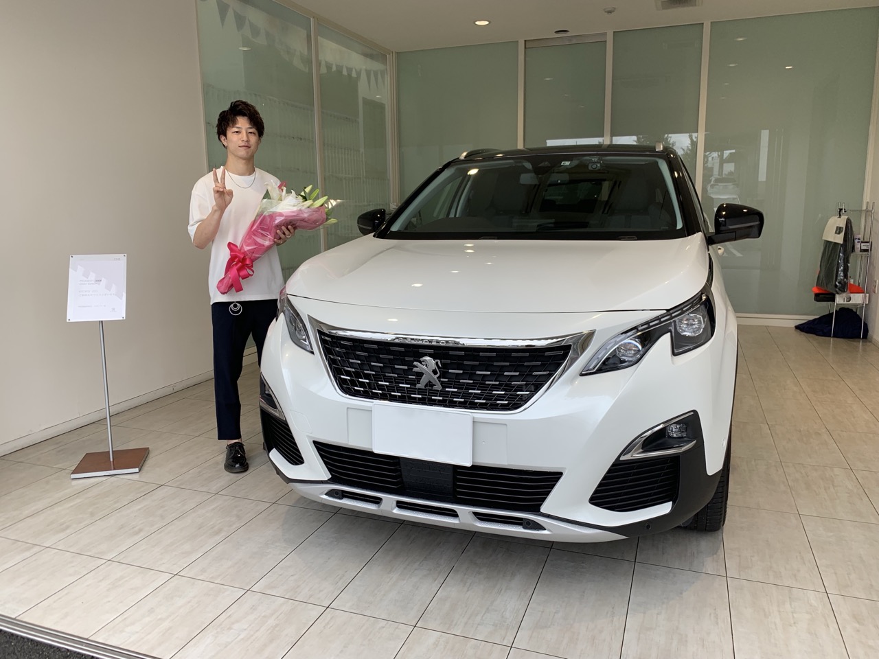 3008ご納車させて頂きました♪