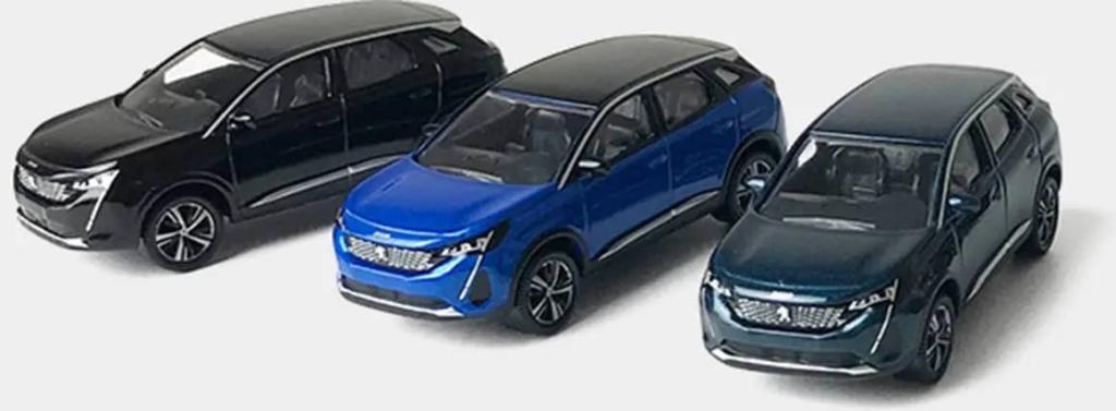 「NEW  PEUGEOT  3008  HYBRID4デビューフェア」開催中です！