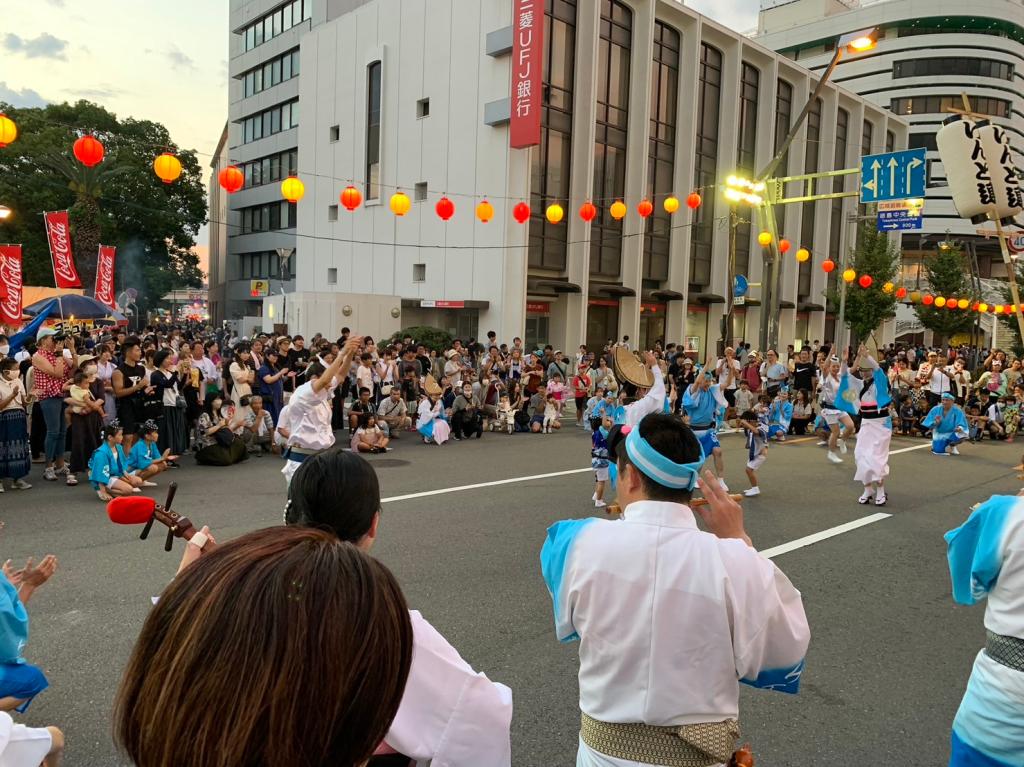 阿波踊り