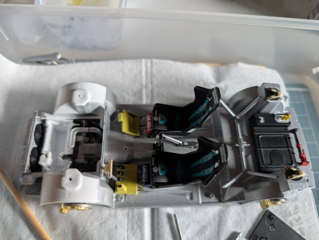 仕事の傍らで…