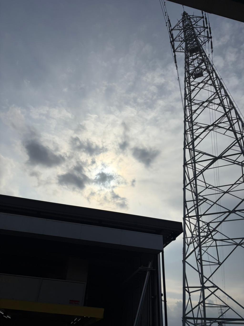 スタッドレスタイヤの交換目安は・・・